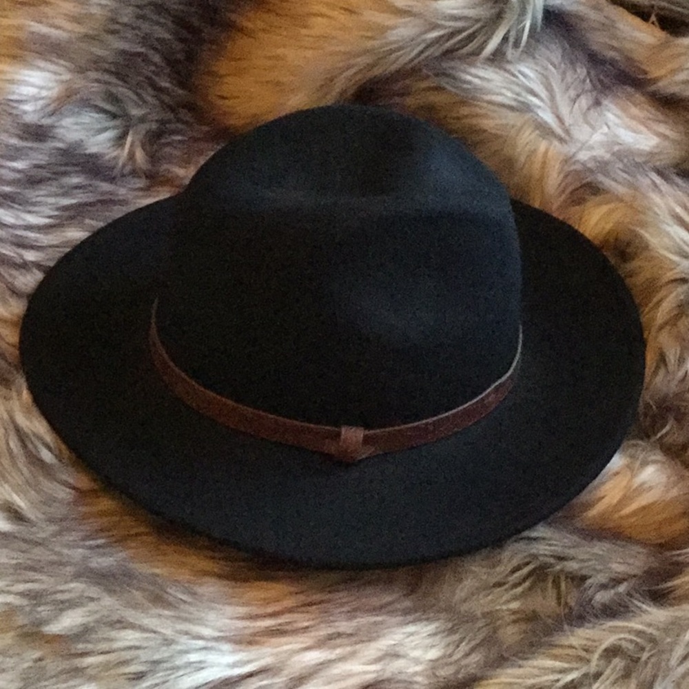 Boho chic hat